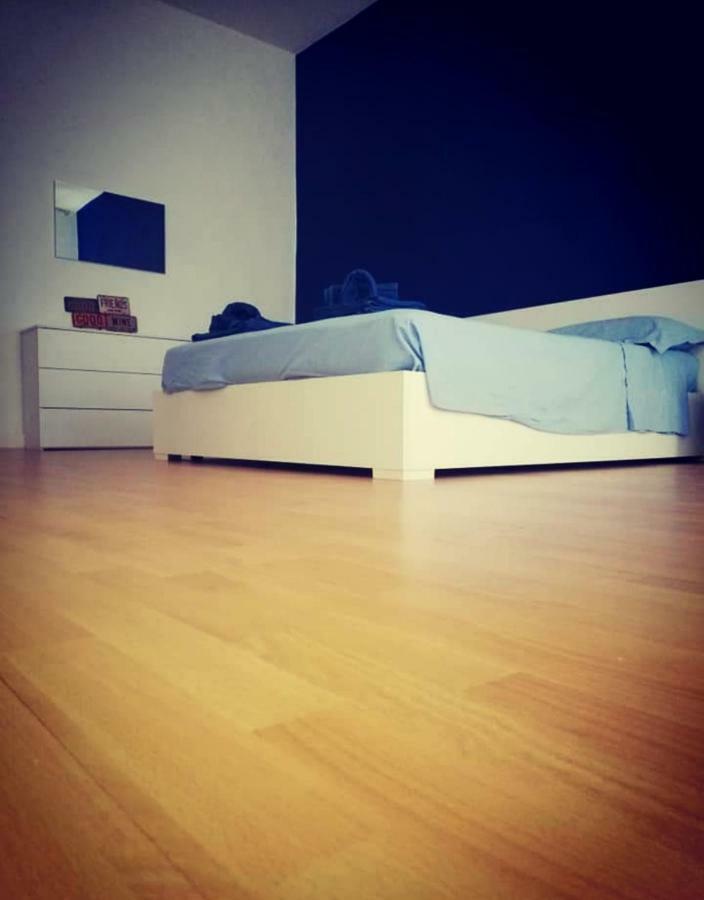 טאראנטו Geneva'S Apartment מראה חיצוני תמונה